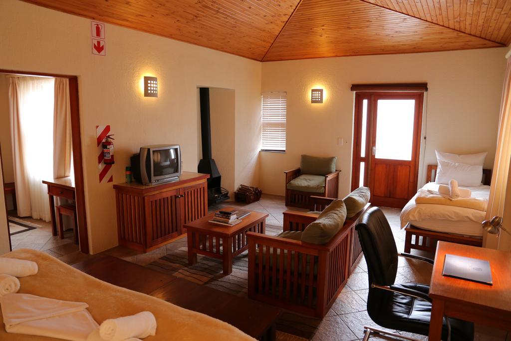 Rossmund Lodge Swakopmund Exterior foto
